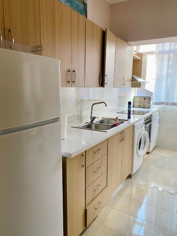 Ultra Apartments 'New Baazar 2' Tirana Exteriör bild