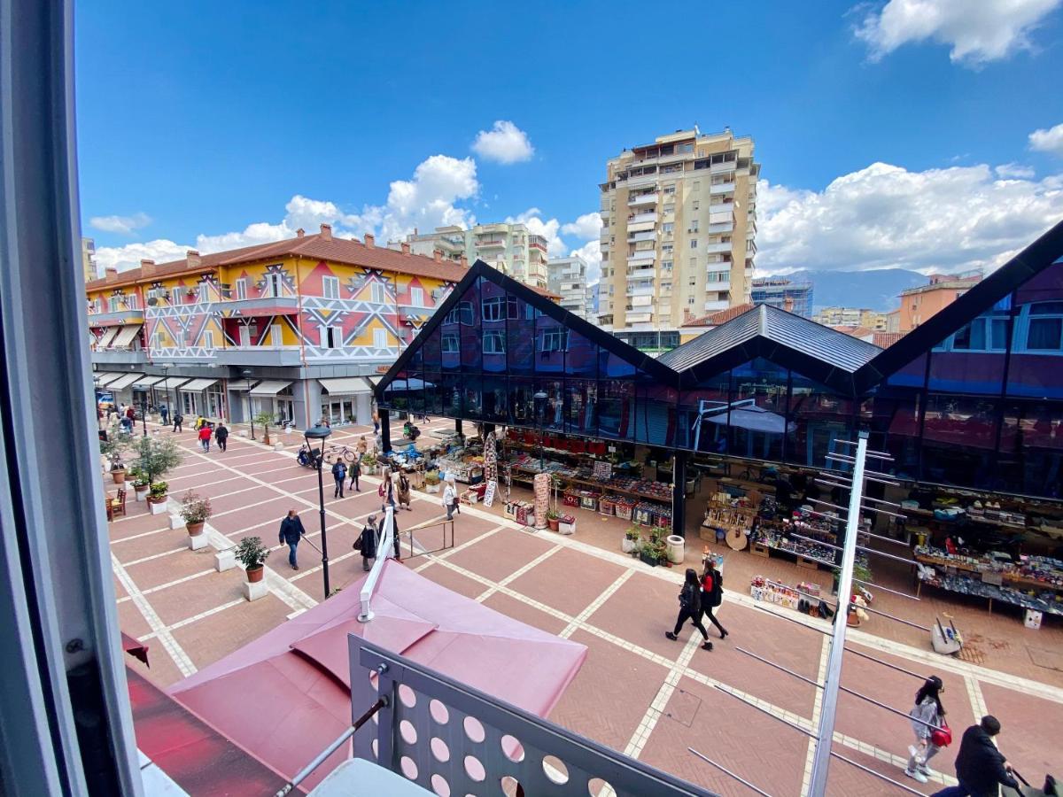 Ultra Apartments 'New Baazar 2' Tirana Exteriör bild