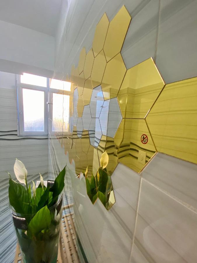 Ultra Apartments 'New Baazar 2' Tirana Exteriör bild