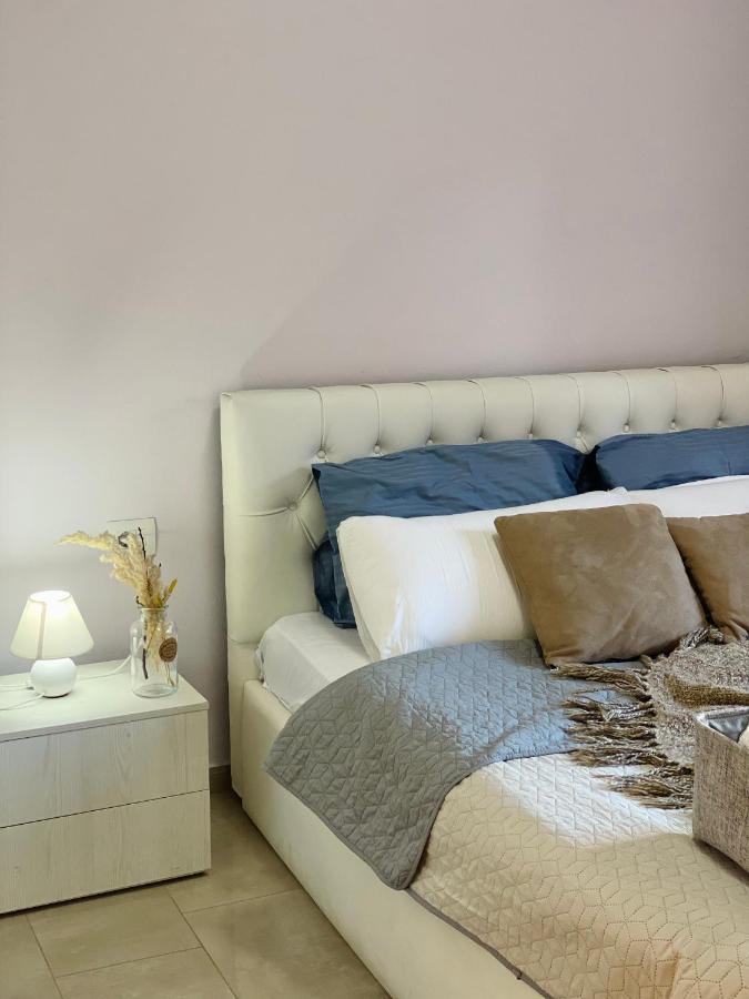 Ultra Apartments 'New Baazar 2' Tirana Exteriör bild