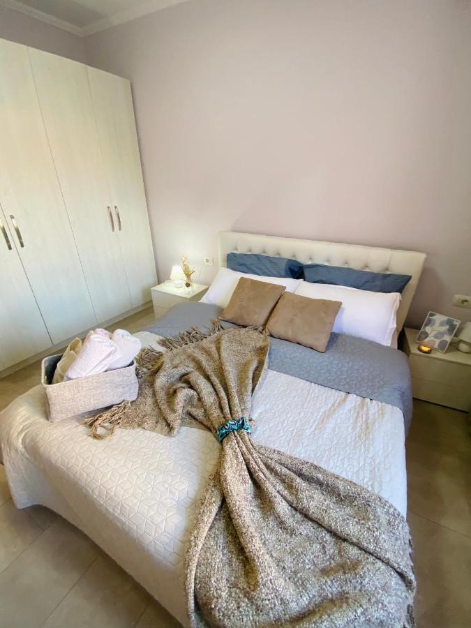 Ultra Apartments 'New Baazar 2' Tirana Exteriör bild